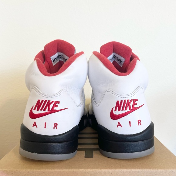 SOLD ❌ Jordan 5 Retro Fire Red size 10.5 DA1911-102 2020 PRE-OWNED - Picture 5 of 9